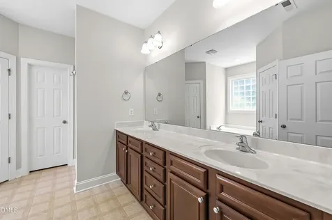 405 Braxcarr Street Holly Springs NC 27540