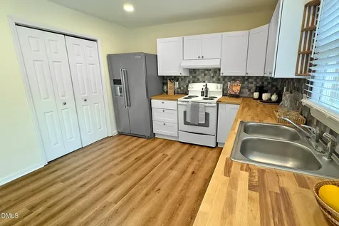 6544 English Oaks Drive Raleigh NC 27615