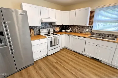 6544 English Oaks Drive Raleigh NC 27615