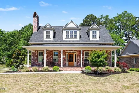 110 Parker Street Four Oaks NC 27524