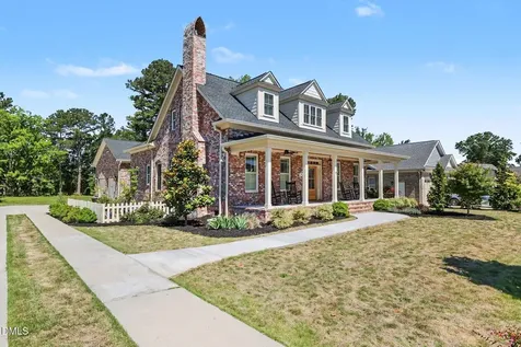 110 Parker Street Four Oaks NC 27524