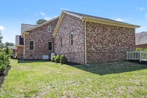 110 Parker Street Four Oaks NC 27524