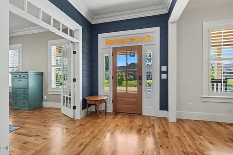 110 Parker Street Four Oaks NC 27524