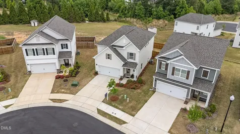 122 Commons Circle Clayton NC 27520