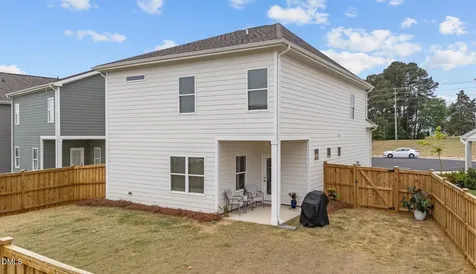 122 Commons Circle Clayton NC 27520