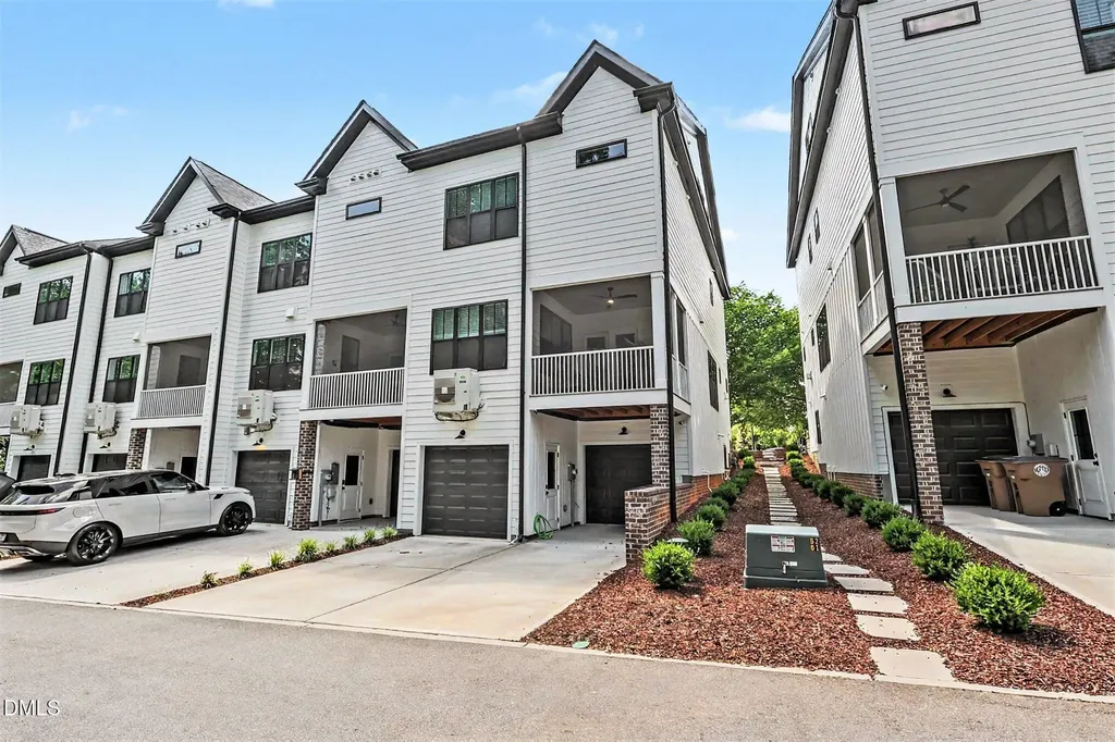 621 S Franklin Street Wake Forest NC 27587