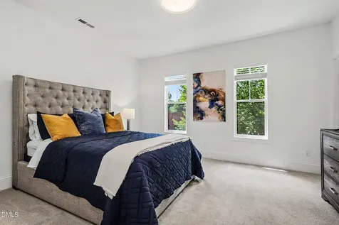 621 S Franklin Street Wake Forest NC 27587