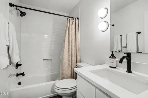 621 S Franklin Street Wake Forest NC 27587