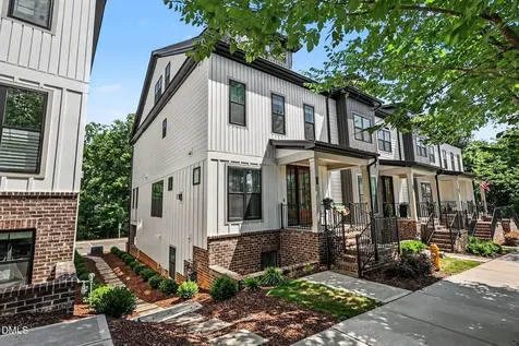 621 S Franklin Street Wake Forest NC 27587