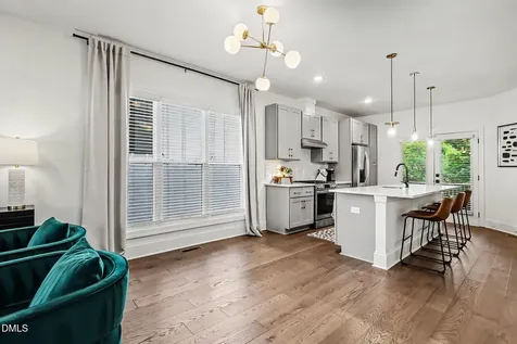 621 S Franklin Street Wake Forest NC 27587