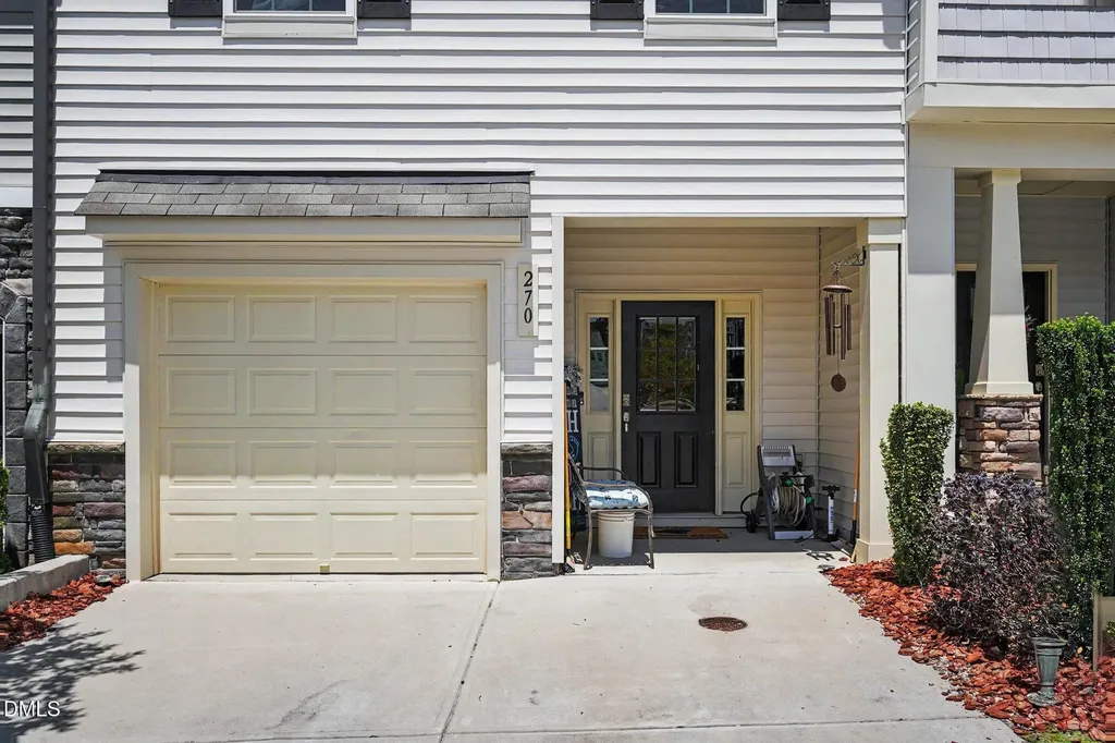 270 E Porthaven Way Clayton NC 27527
