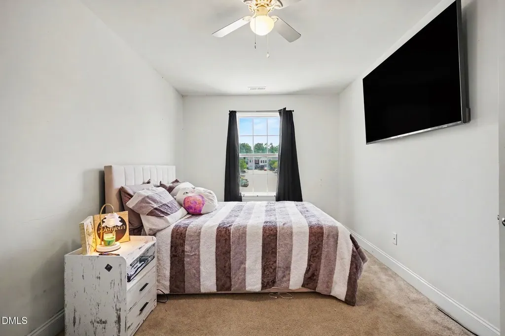 270 E Porthaven Way Clayton NC 27527