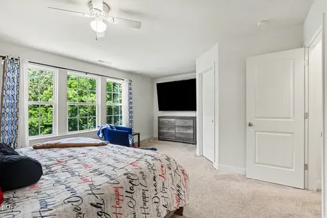 270 E Porthaven Way Clayton NC 27527
