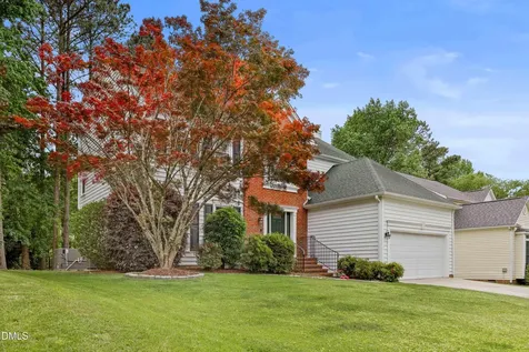 1707 Waterclose Apex NC 27502