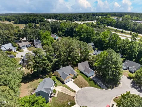 6804 Broome Bay Court Raleigh NC 27616