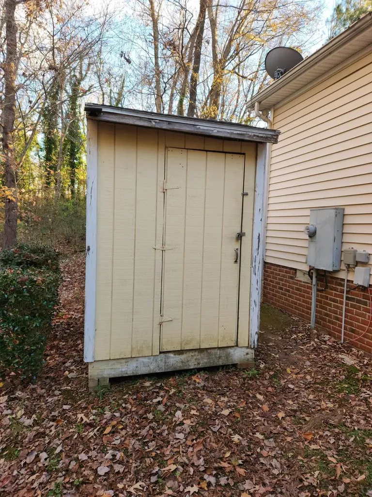 860 Darby Street Raleigh NC 27610
