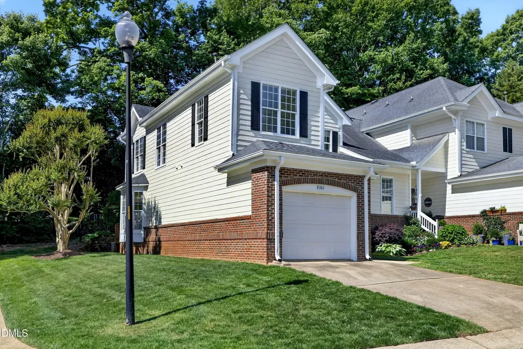 8301 Amber Leaf Court Raleigh NC 27612