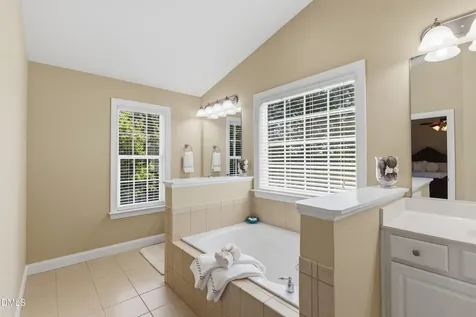 7709 Kensington Manor Wake Forest NC 27587