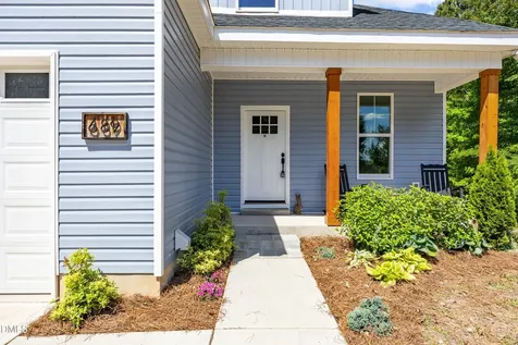 689 Berke Thomas Road Sanford NC 27330