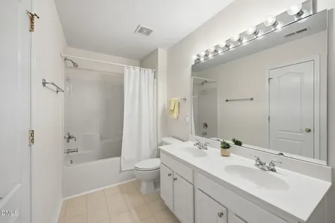 7712 Cloudview Lane Raleigh NC 27613