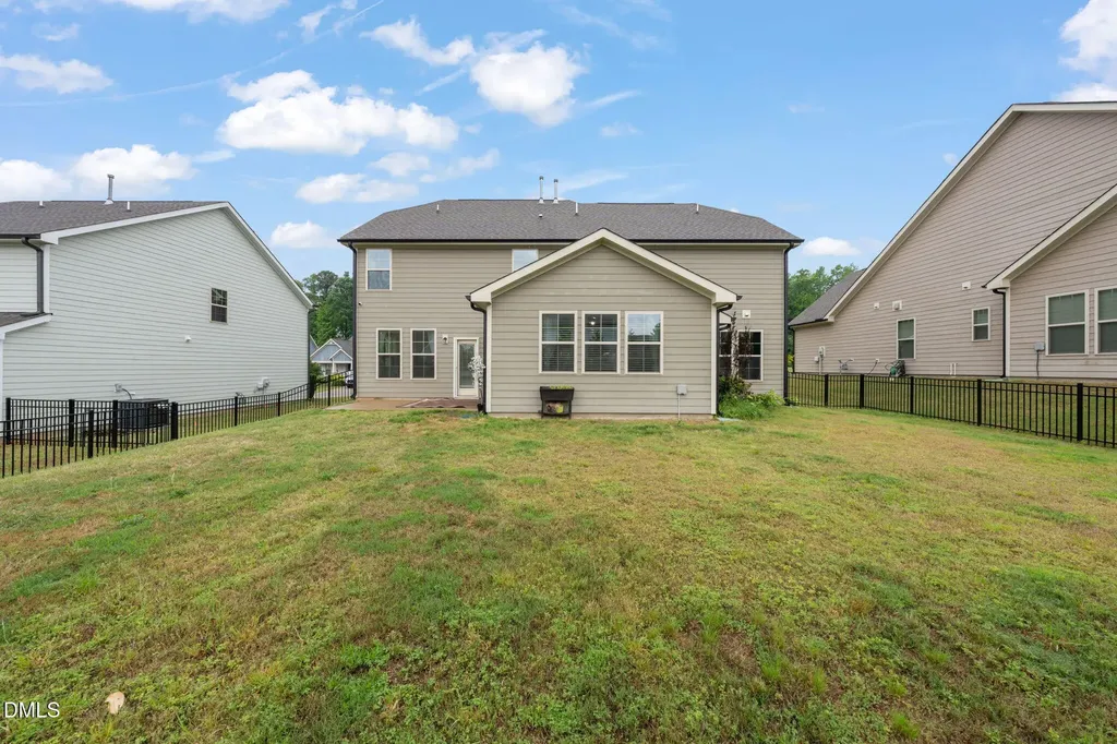 27 Needham Lane Clayton NC 27527