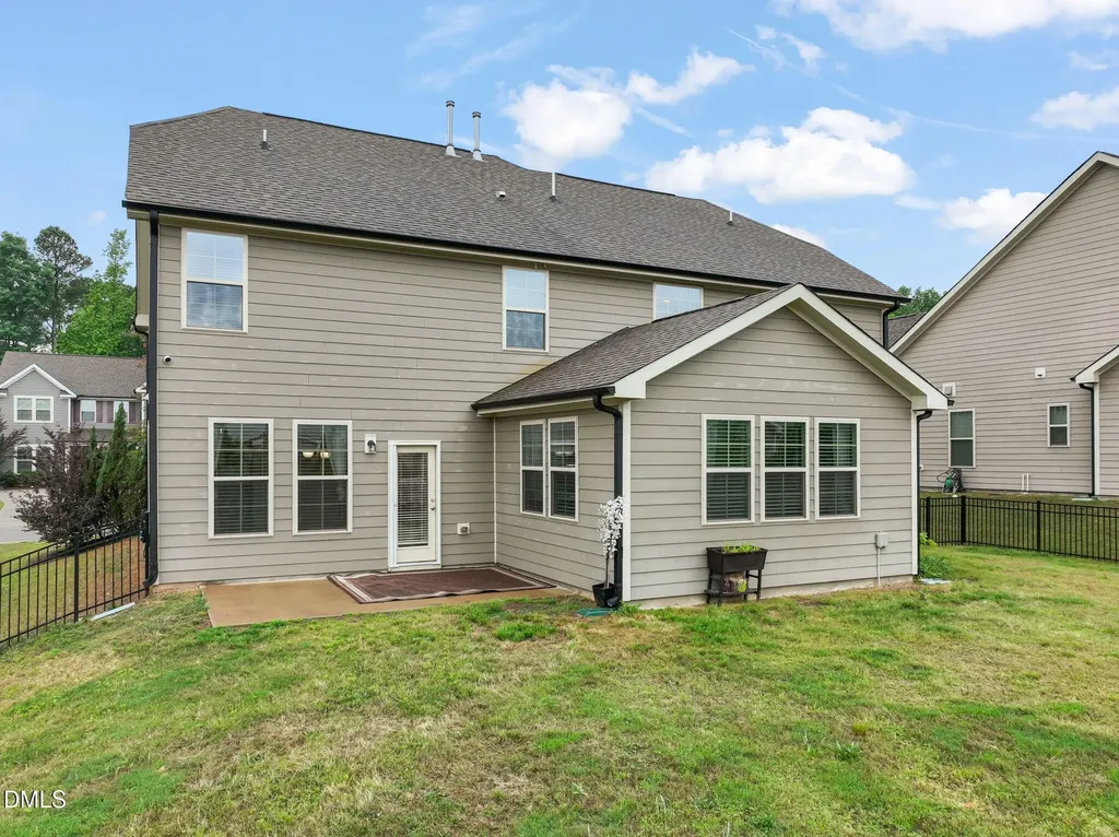 27 Needham Lane Clayton NC 27527