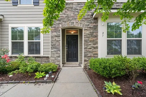 27 Needham Lane Clayton NC 27527