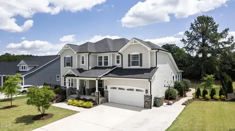 1008 Manchaca Loop Apex NC 27539