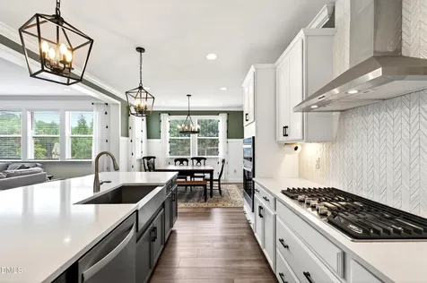 1008 Manchaca Loop Apex NC 27539