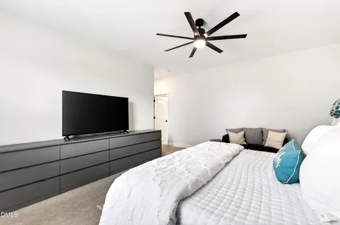 1008 Manchaca Loop Apex NC 27539