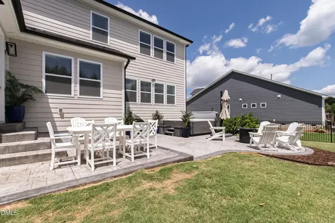 1008 Manchaca Loop Apex NC 27539