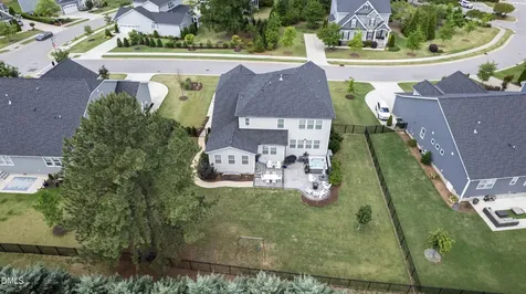 1008 Manchaca Loop Apex NC 27539