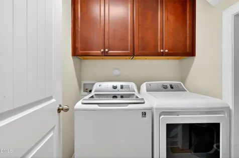 1061 Monmouth Loop Cary NC 27513