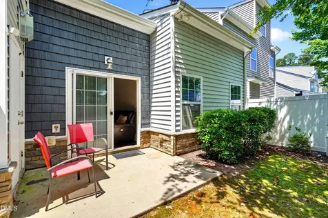 1061 Monmouth Loop Cary NC 27513