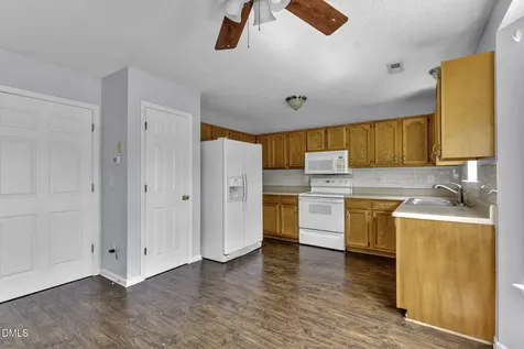 862 Nighthawk Place Fayetteville NC 28314