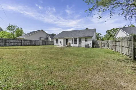 862 Nighthawk Place Fayetteville NC 28314