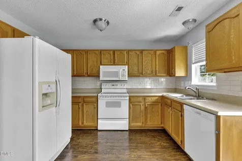 862 Nighthawk Place Fayetteville NC 28314
