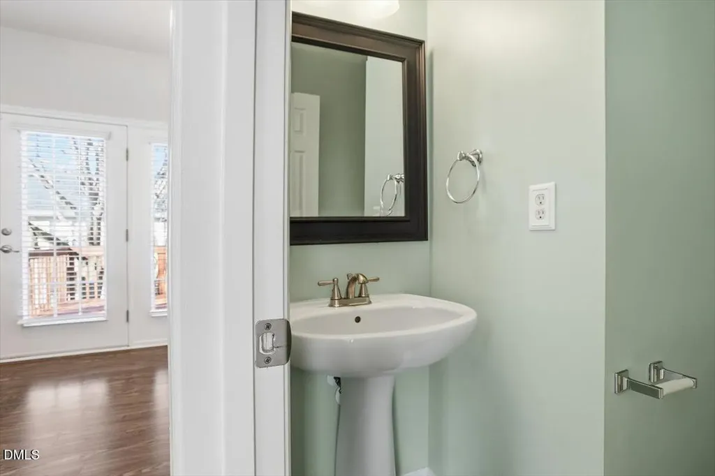 5531 Crabtree Park Court Raleigh NC 27612