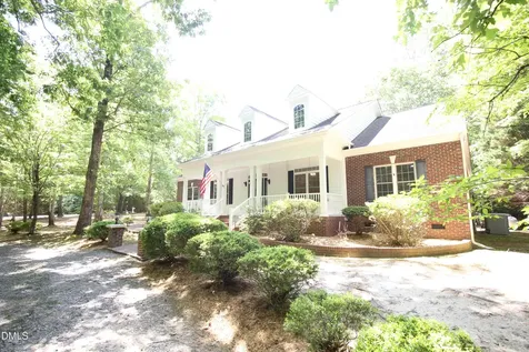 1102 Falling Stream Sanford NC 27332