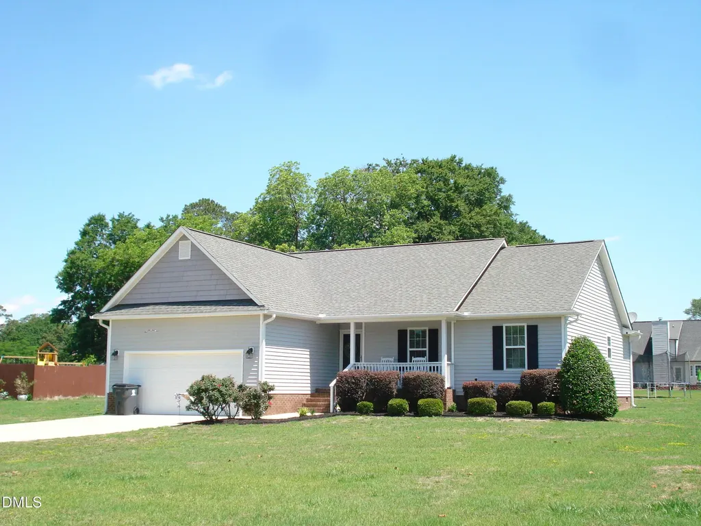 167 Courtney Lane Dunn NC 28334