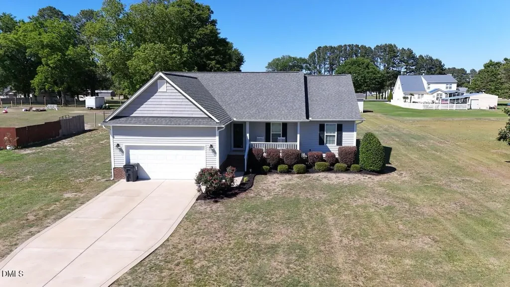 167 Courtney Lane Dunn NC 28334