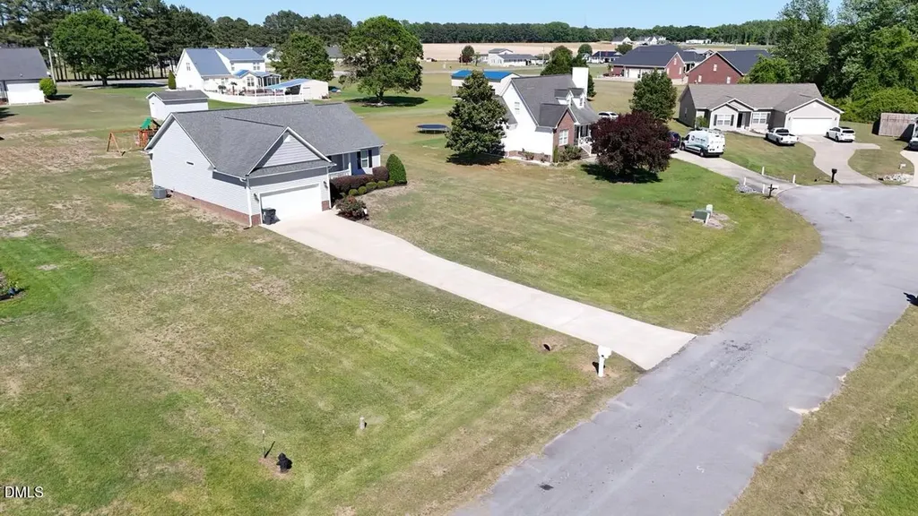 167 Courtney Lane Dunn NC 28334
