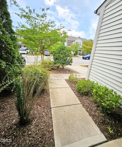 221 Olivet Loop Cary NC 27519