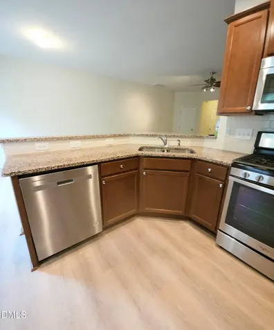 221 Olivet Loop Cary NC 27519