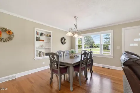 326 Wheat Street Kinston NC 28504