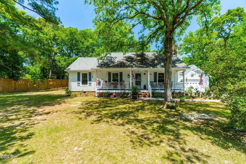 2012 Southfort Drive Garner NC 27529