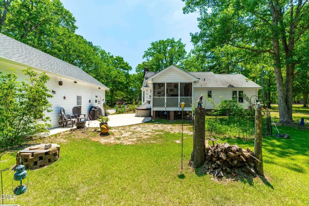 2012 Southfort Drive Garner NC 27529