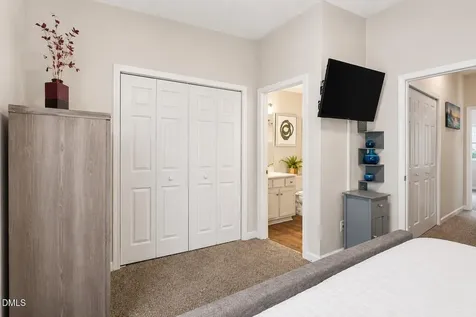 281 Malamute Lane Greensboro NC 27407