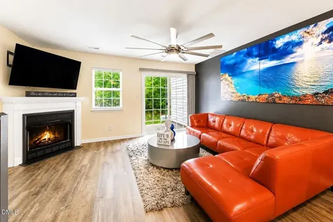 281 Malamute Lane Greensboro NC 27407