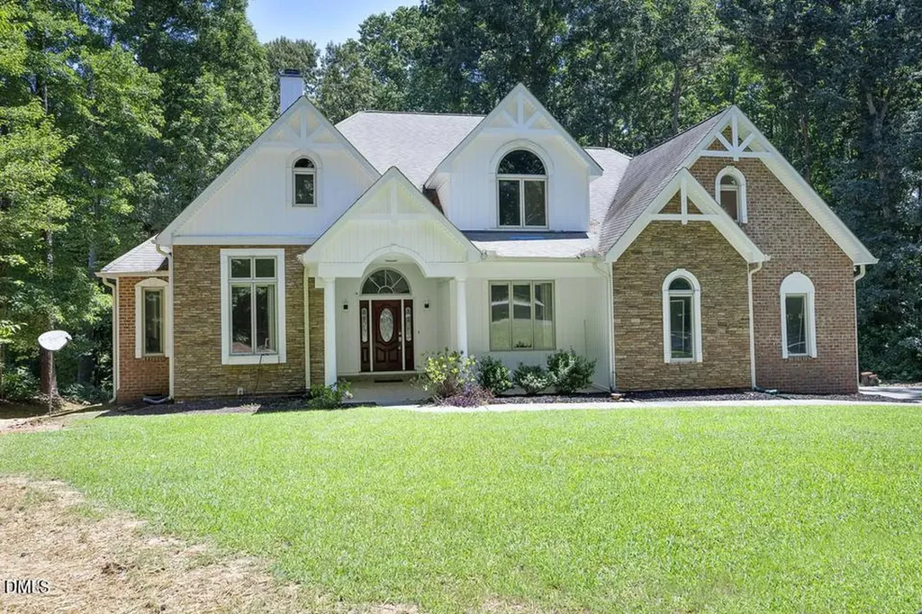1432 Antiquity Avenue Raleigh NC 27613